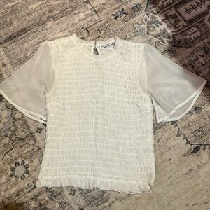 Abercrombie white rushed flutter sleeve smocked blouse size S